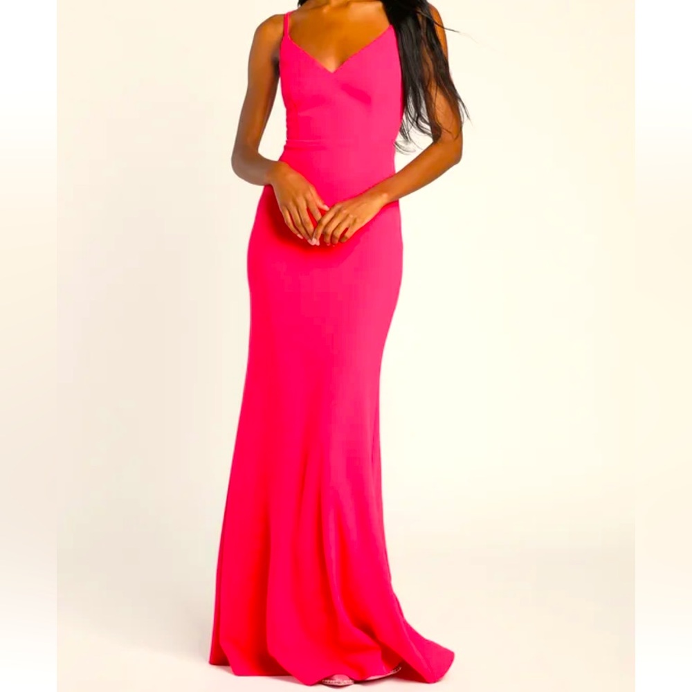 Lulu’s Elegant Hot Pink Evening Gown NWT Size Medium
